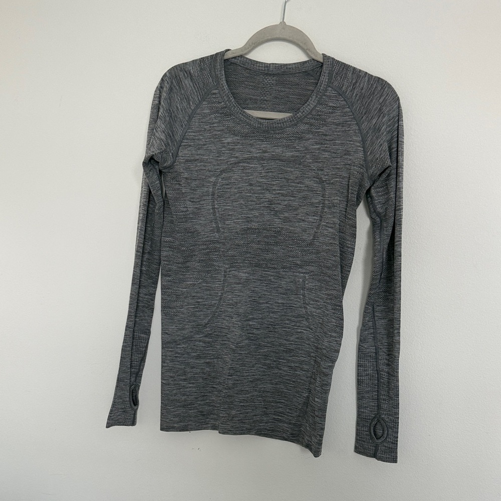 Lululemon Swiftly Tech 2.0 Gray Long Sleeve Top